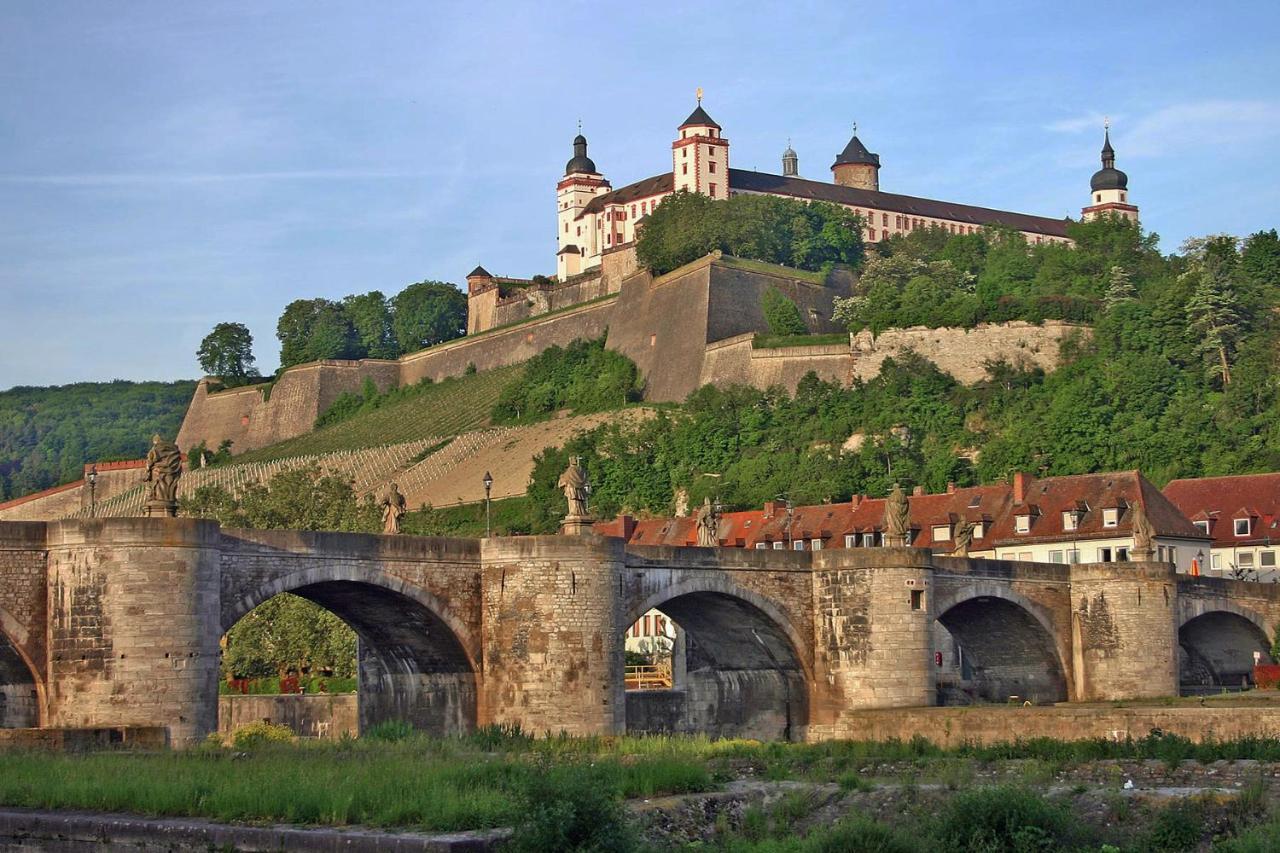 Gemuetliches Studio Im Herzen Wuerzburgs Würzburg Exterior foto